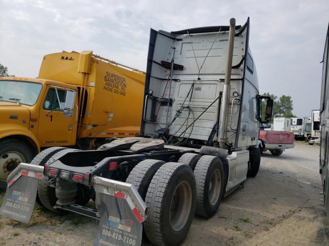2016 VOLVO VN VNL 4V4NC9EHXGN957740