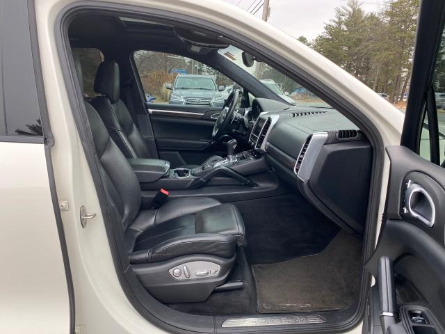 2011 PORSCHE CAYENNE TU WP1AC2A24BLA82404