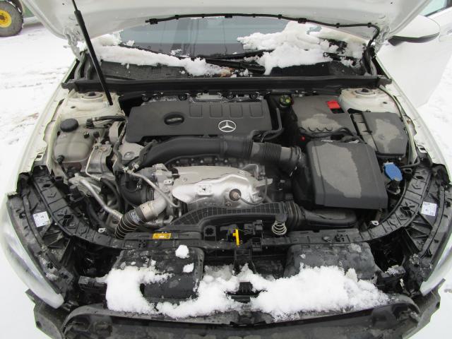 2019 MERCEDES-BENZ A 250 4MAT WDD3F4HB4KJ096162