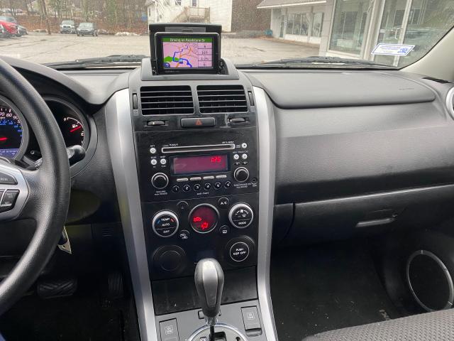 2011 SUZUKI GRAND VITA JS3TD0D29B4100902