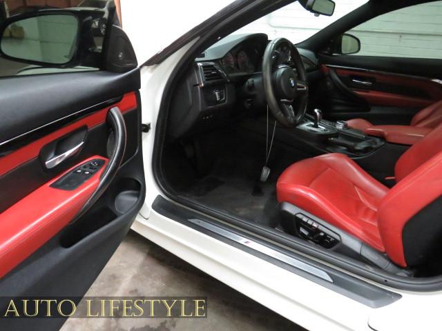 2015 BMW M4 WBS3R9C58FK332305