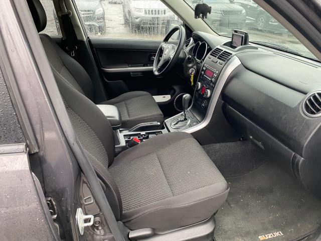 2011 SUZUKI GRAND VITA JS3TD0D29B4100902