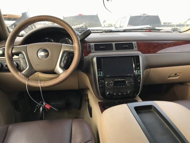 2010 CHEVROLET TAHOE 1GNUKCE07AR107864