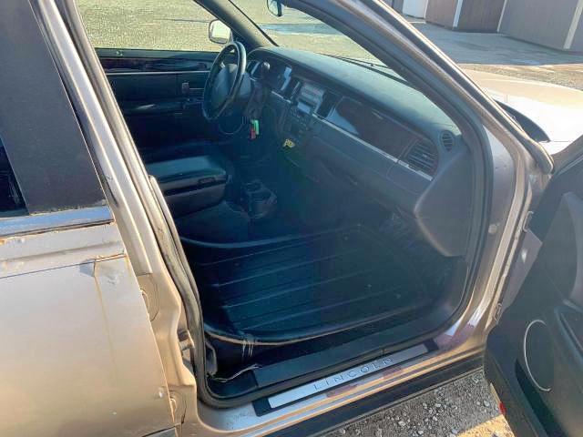 2010 LINCOLN TOWN CAR E 2L1FL8JW5AX752831