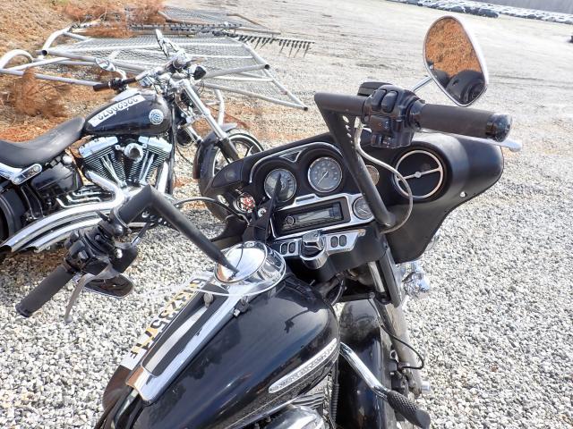 1HD1KEM11BB643073 Harley-Davidson Flhtk 2011. Фото: 4