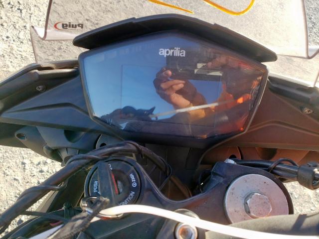 2017 APRILIA TUONO V4 1 ZD4KGUA04HS000453