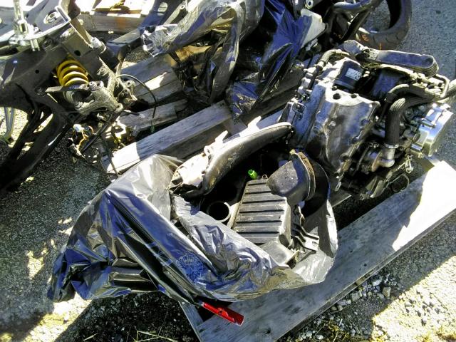 2006 SUZUKI GSX-R1000 JS1GT76A762116V1N