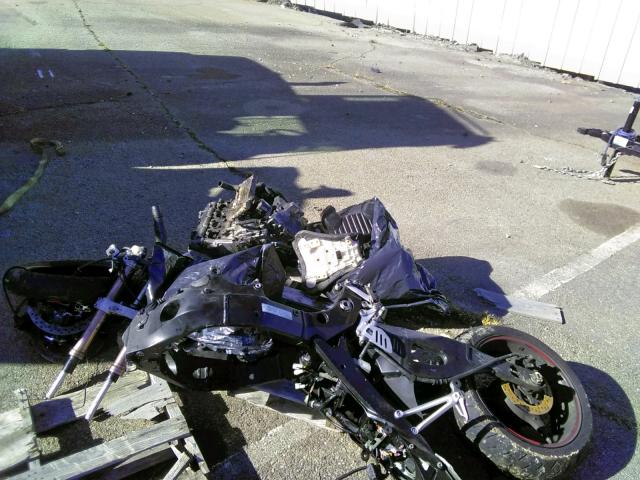 2006 SUZUKI GSX-R1000 JS1GT76A762116V1N