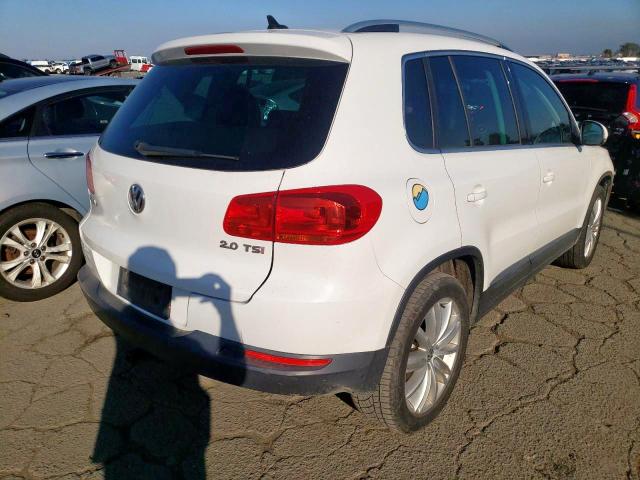 WVGAV7AXXDW528931 Volkswagen Tiguan S 2013. Фото: 3