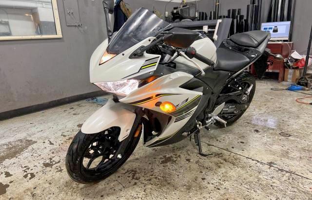 2017 YAMAHA YZFR3 A MH3RH15N5HK001317