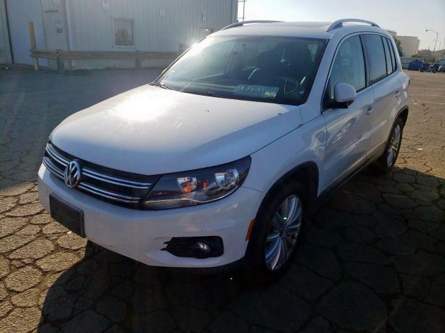 WVGAV7AXXDW528931 Volkswagen Tiguan S 2013. Фото: 1