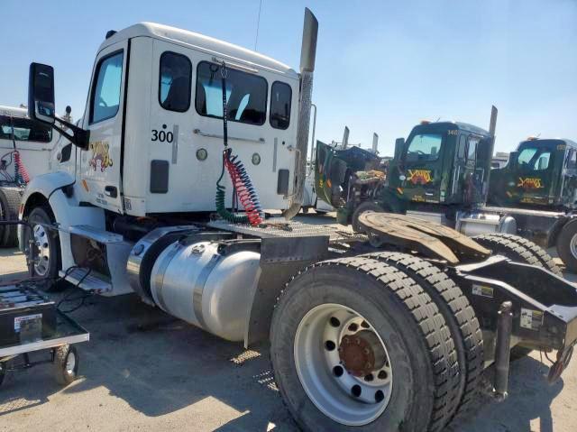 1XPBAP8XXED228215 Peterbilt 579 2014. Фото: 2