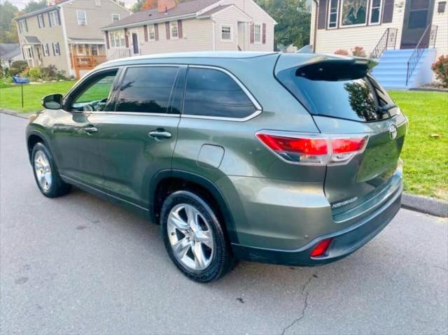 5TDDKRFH2ES014788 Toyota Highlander 2014. Фото: 2
