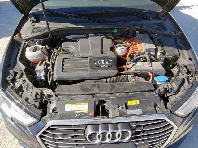 2017 AUDI A3 E-TRON WAUUPBFFXHA113171