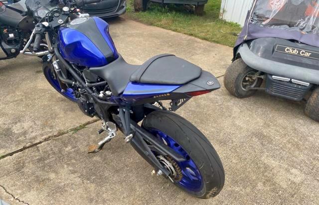 2018 YAMAHA YZFR3 MH3RH06Y2JK018052