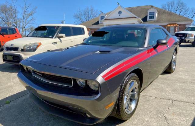 2C3CDYAG9DH742074 Dodge Challenger 2013. Фото: 1