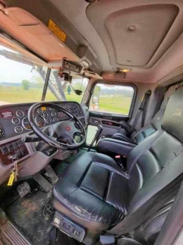 1NPXD49X5FD269194 Peterbilt 389 2015. Фото: 4
