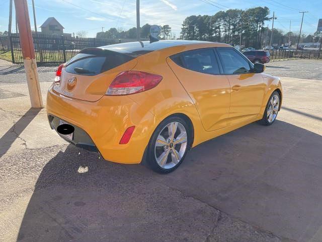 KMHTC6AD9GU278323 Hyundai Veloster 2016. Фото: 3