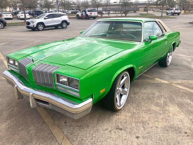 3J57R7G112014 Oldsmobile Cutlass 1977. Фото: 1