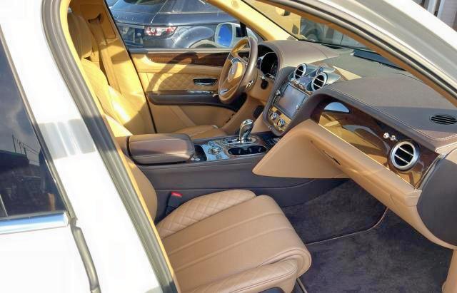 2018 BENTLEY BENTAYGA SJAAC2ZV3JC016930