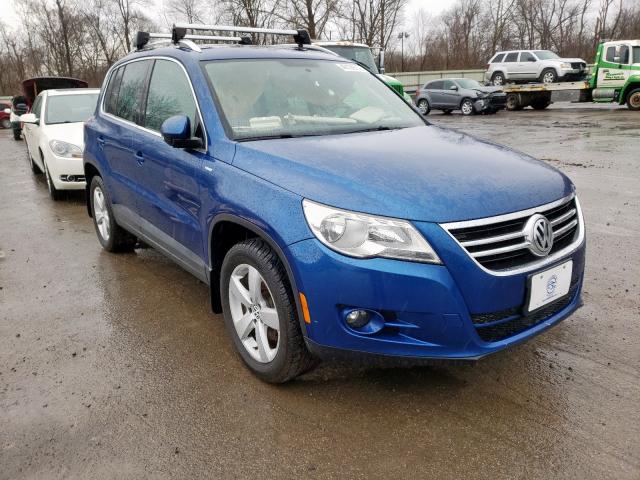 Salvage cars for sale from Copart Ellwood City, PA: 2010 Volkswagen Tiguan S