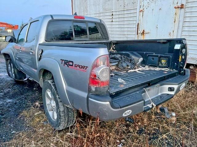5TFLU4EN4EX088434 Toyota Tacoma Dou 2014. Фото: 2