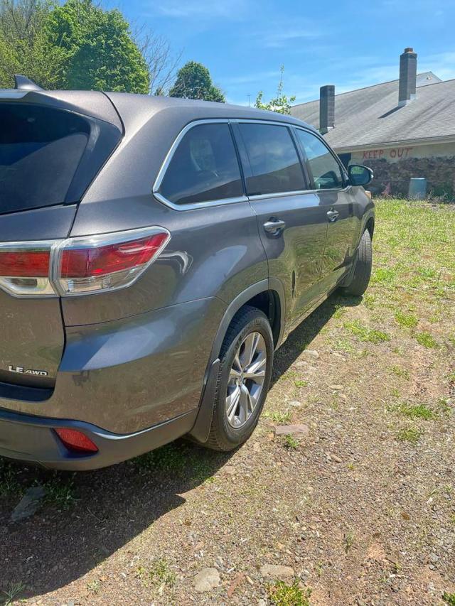 5TDBKRFH0ES004820 Toyota Highlander 2014. Фото: 2