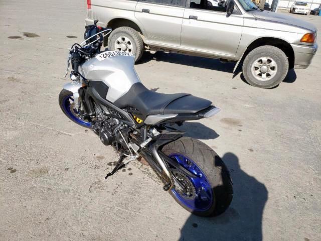 2015 YAMAHA FZ09 C JYARN33Y2FA002343
