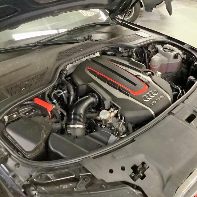 2015 AUDI S8 QUATTRO WAUK2AFD5FN021051