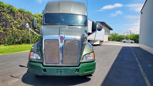 Salvage trucks for sale at Chalfont, PA auction: 2012 Kenworth Construction