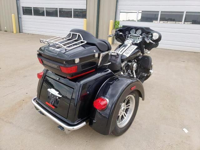 2011 HARLEY-DAVIDSON FLHTCUTG 1HD1MAM15BB855252