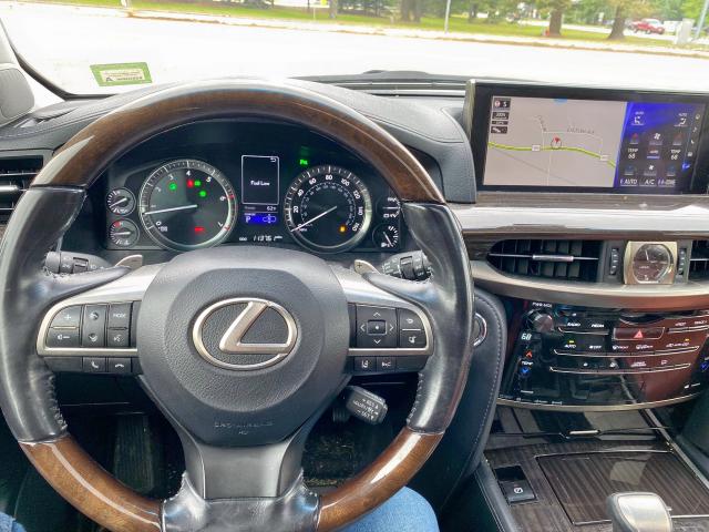 2016 LEXUS LX 570 JTJHY7AX8G4196821