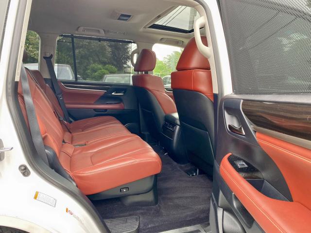 2016 LEXUS LX 570 JTJHY7AX8G4196821