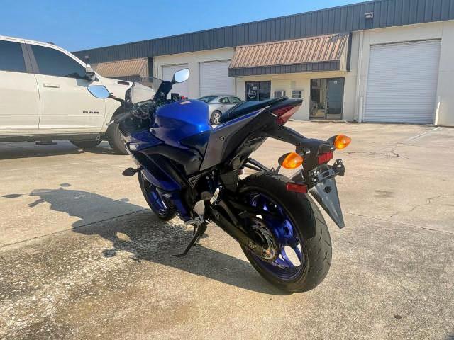 2021 YAMAHA YZFR3 A MH3RH18Y1MK005736