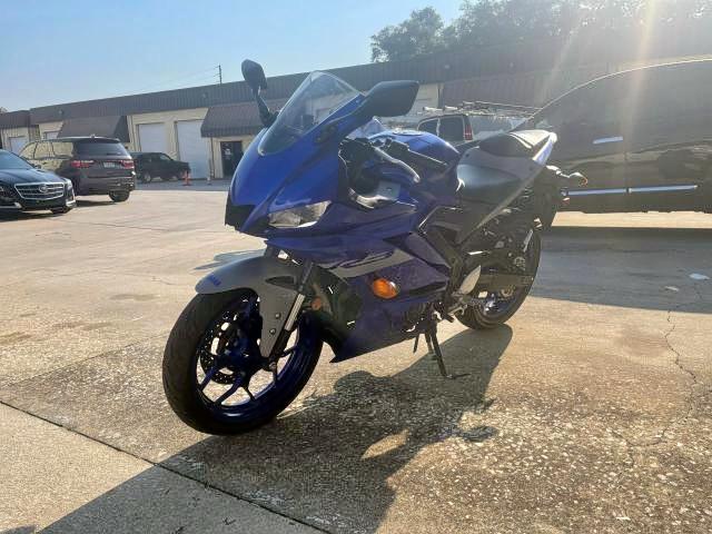 2021 YAMAHA YZFR3 A MH3RH18Y1MK005736