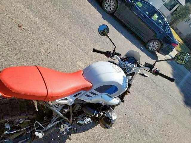 2019 BMW R NINE T U WB10J4105KZ879297