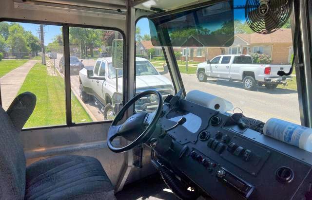 2016 FORD F59 1F64F5KY8G0A09672