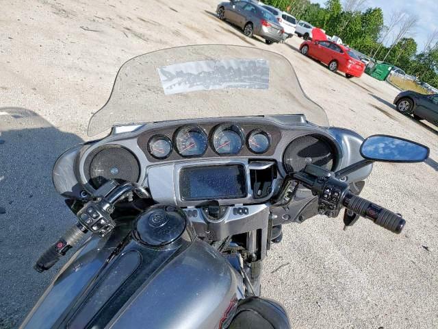2019 HARLEY-DAVIDSON FLHTKSE 1HD1TEH14KB956111