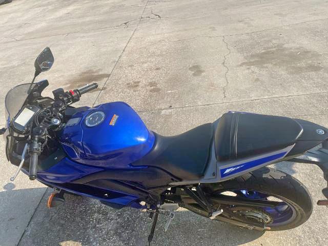 2021 YAMAHA YZFR3 A MH3RH18Y1MK005736