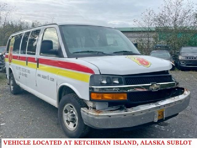 2009 Chevrolet Express Cargo Van 