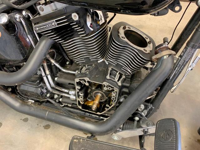2017 HARLEY-DAVIDSON FLSTFBS 1HD1JT933HC022955