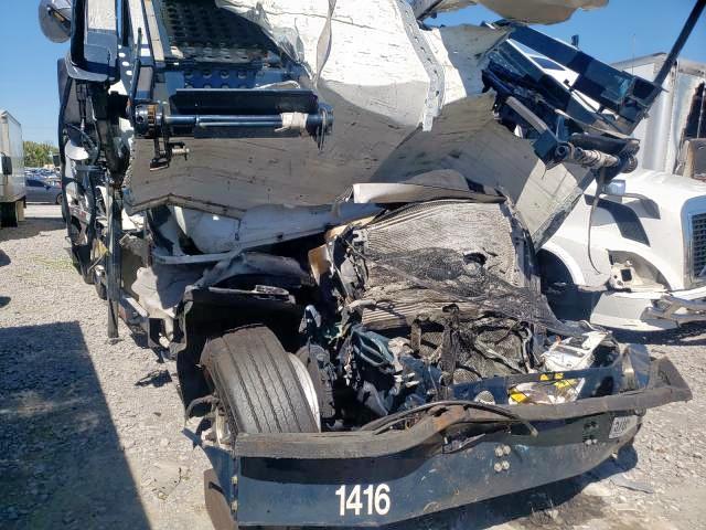 2020 VOLVO VAH 4V5RC9DH0LN222371