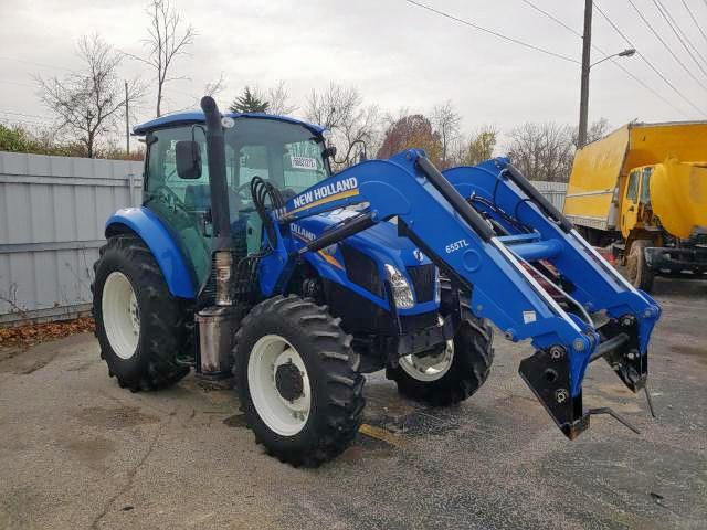 Salvage trucks for sale at Fort Wayne, IN auction: 2017 New Holland Tractor