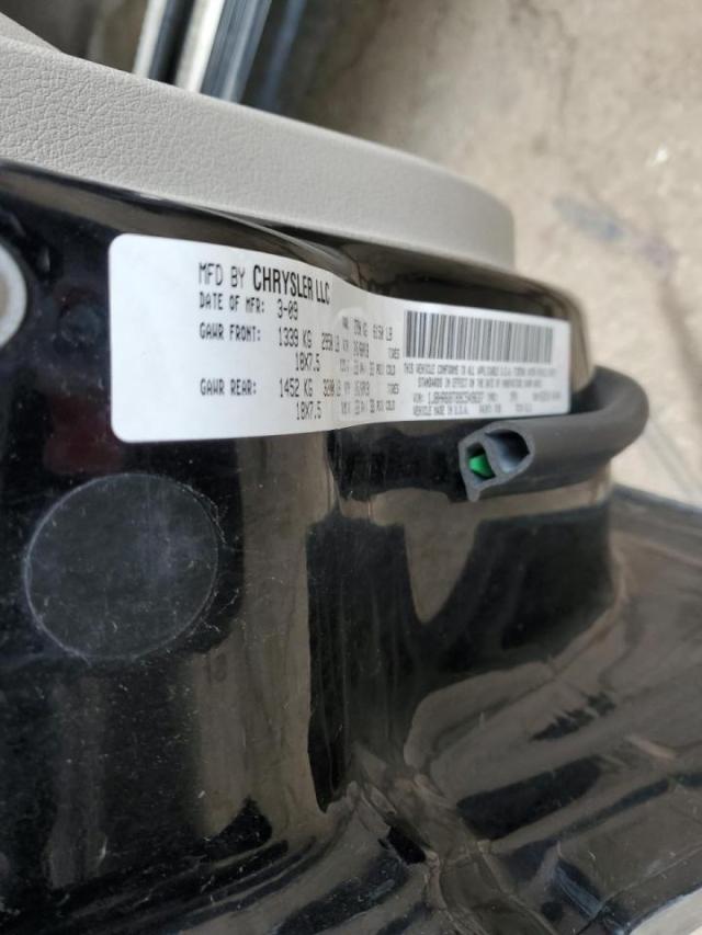 1J8HR68T89C549637 Jeep Grand Cherokee Overland