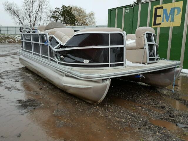 2013 Boat Pontoon for sale at Copart Portland, MI Lot ...
