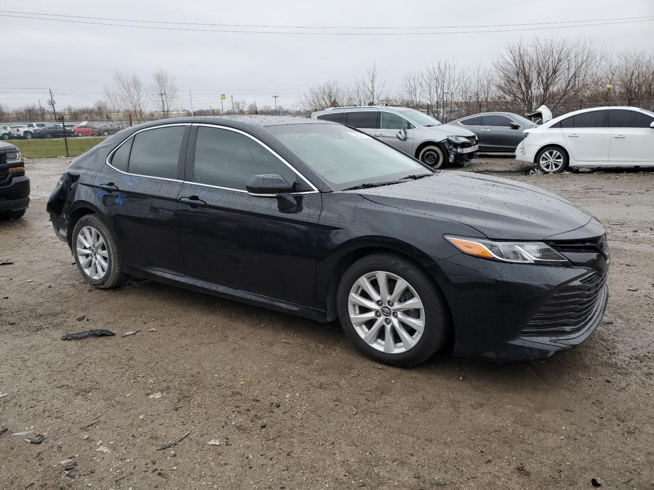 4T1B11HK8JU545628 2018 Toyota Camry L