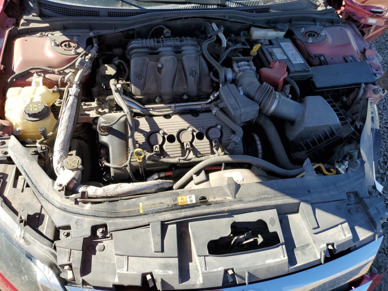 2010 Ford Fusion - Image 11