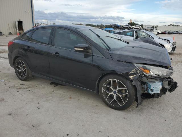  FORD FOCUS 2017 Black