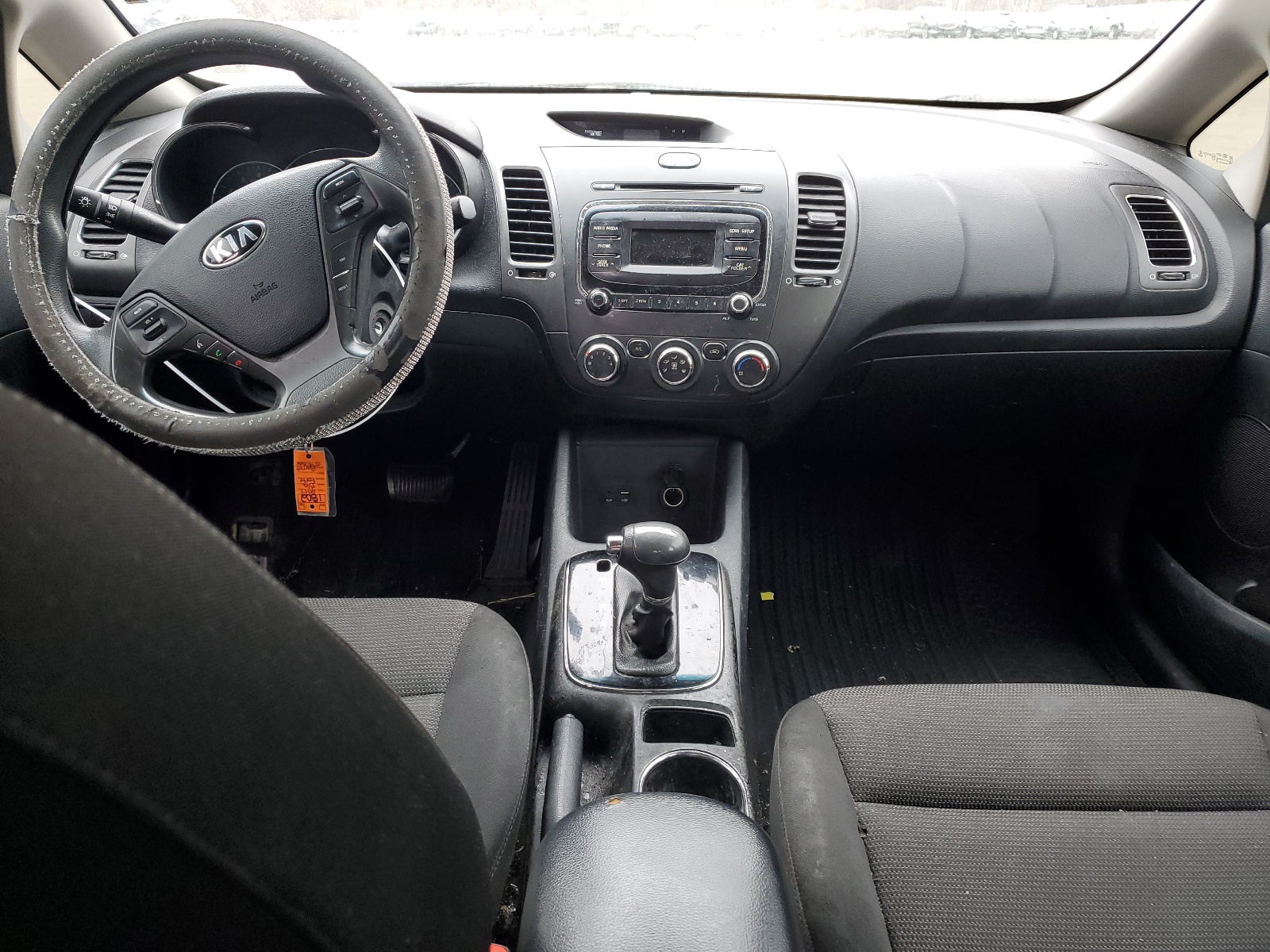 3KPFK4A7XHE075766 2017 Kia Forte Lx