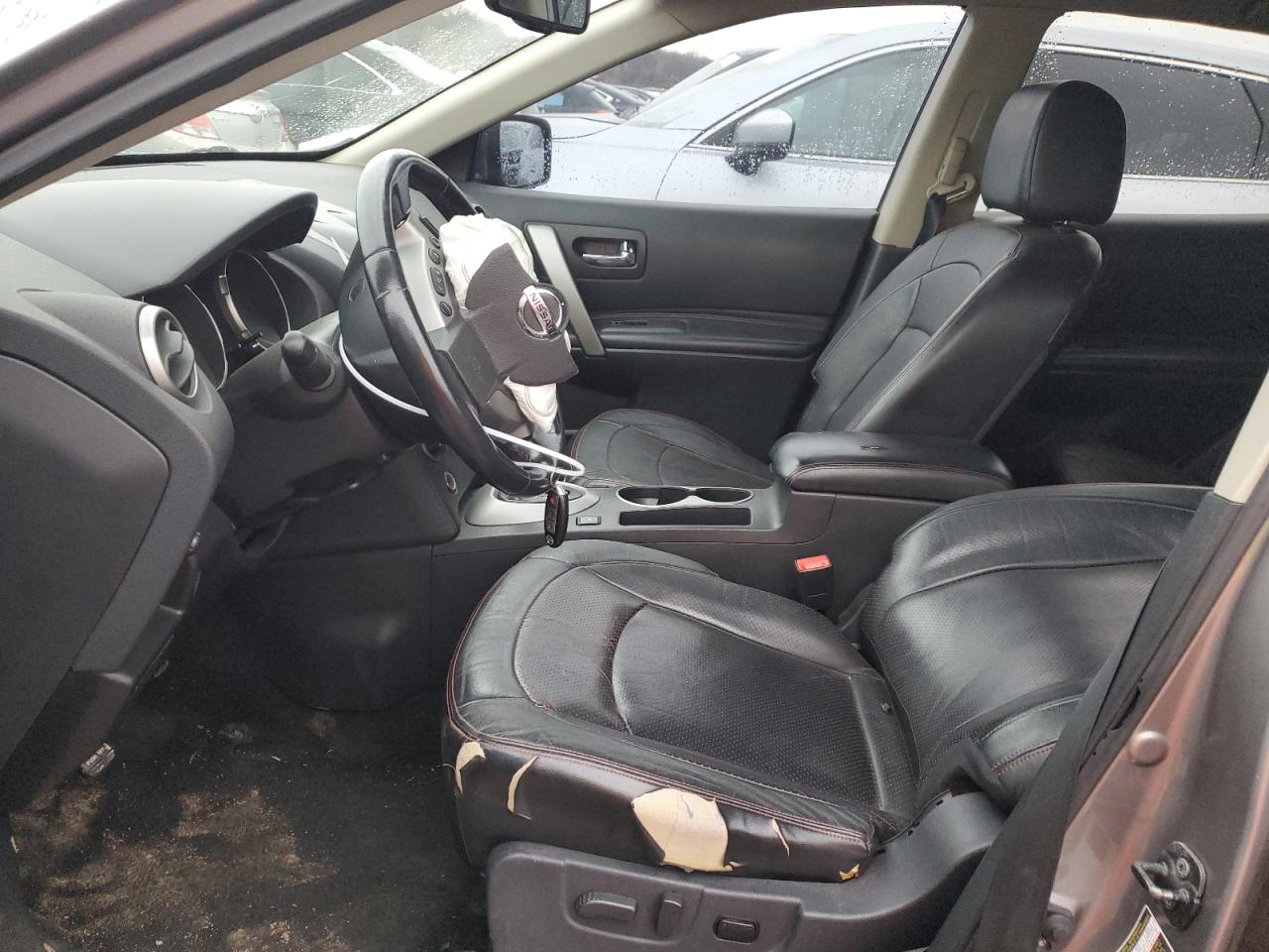 2010 Nissan Rogue - Image 7